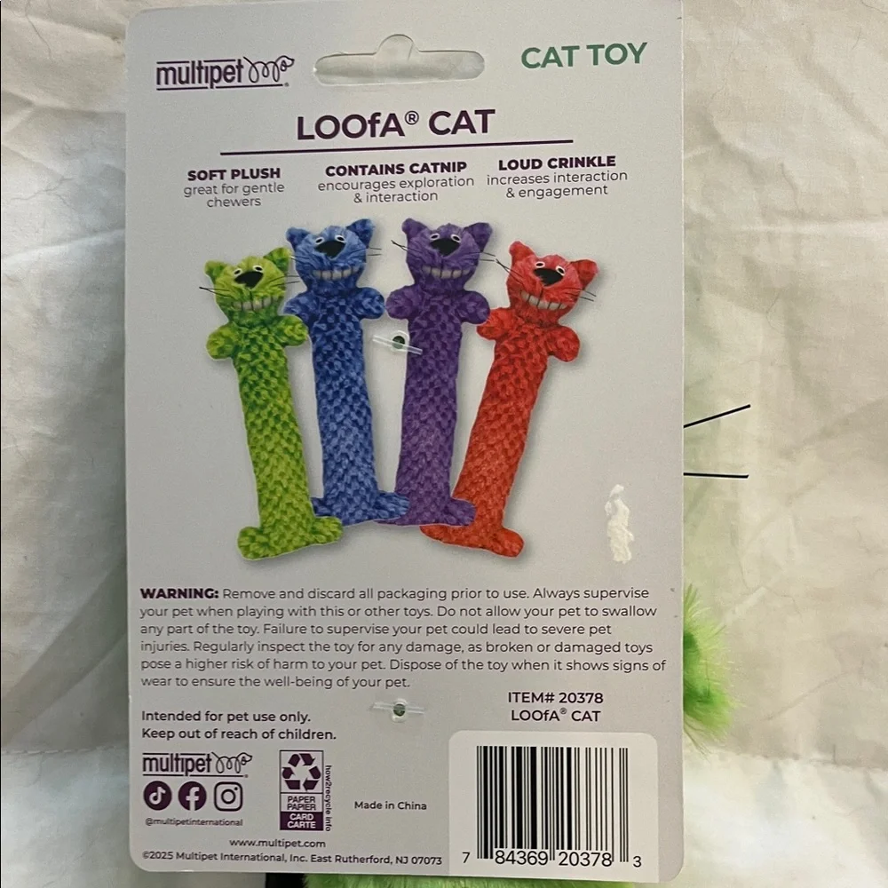 NWT Multipet Green Loofa Plush Cat Toy with Catnip